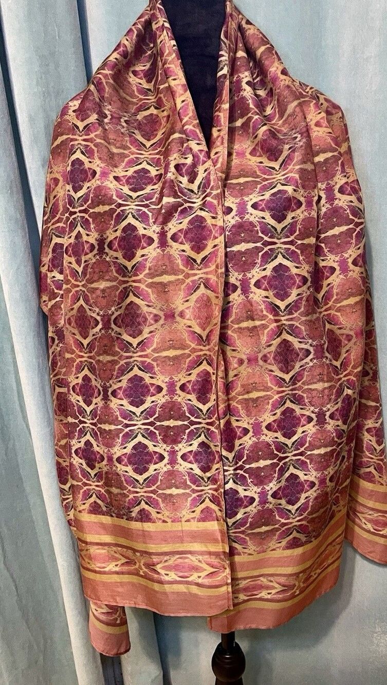 Vtg Fuchsia & Gold Silk Scarf Kaleidoscope Geometric Brocade Shawl Wrap 70X50